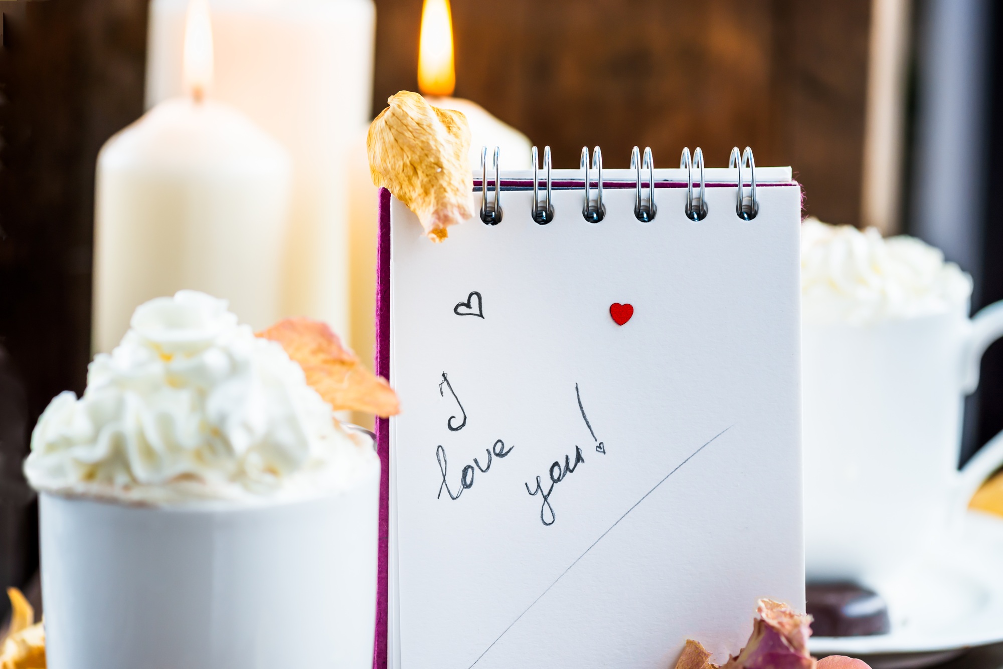 I love you note in the Valentine Day Settings